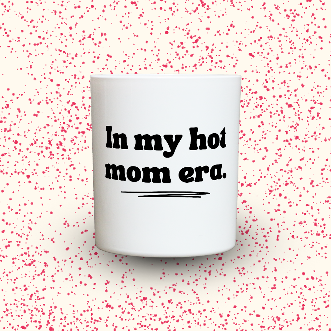 Duftkerze „In my hot mom era.“ von Kerzen der Herzen, Sojawachs im Glas