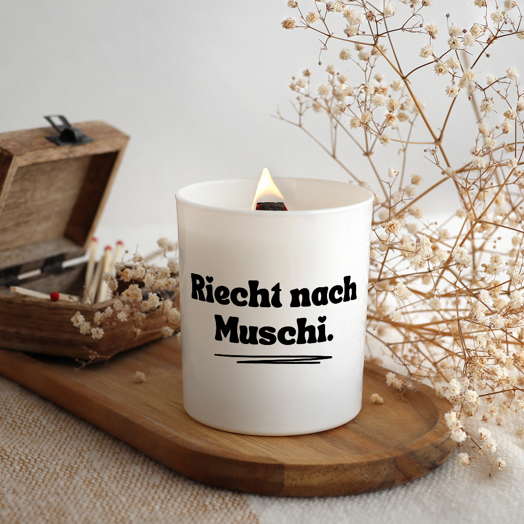 Duftkerze „Riecht nach Muschi.“ von Kerzen der Herzen – Bild 2
