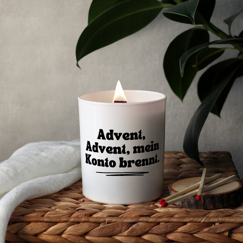 Duftkerze „Advent, Advent, mein Konto brennt.“ von Kerzen der Herzen – Bild 2